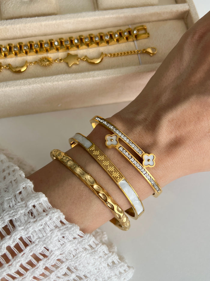 OPHEYA BANGLE