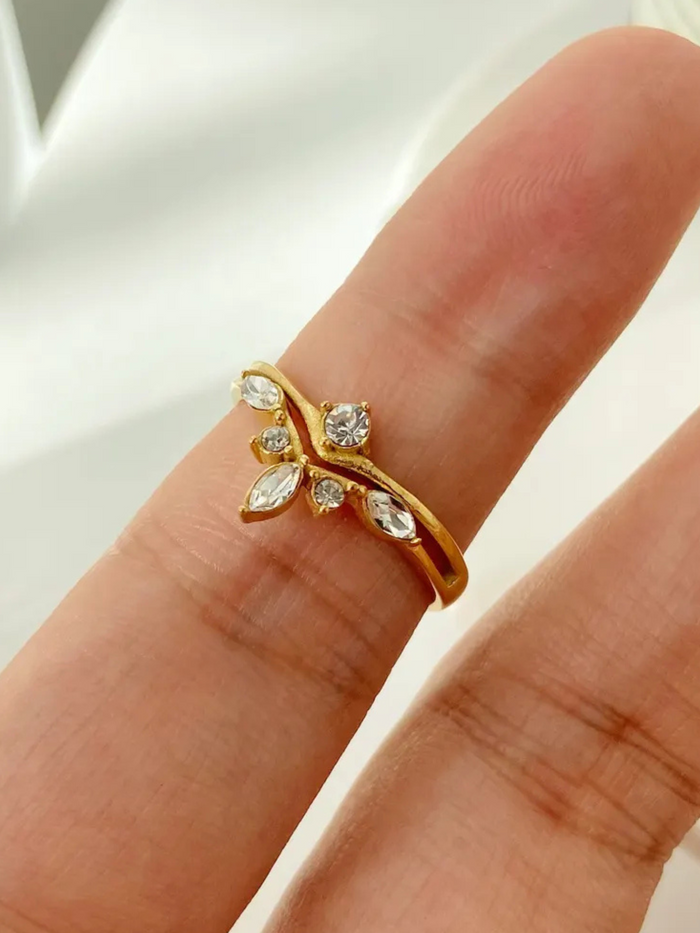 NUVIA BANGLE
