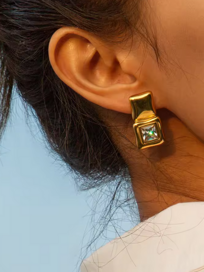 ON POINT EARRING EH-028