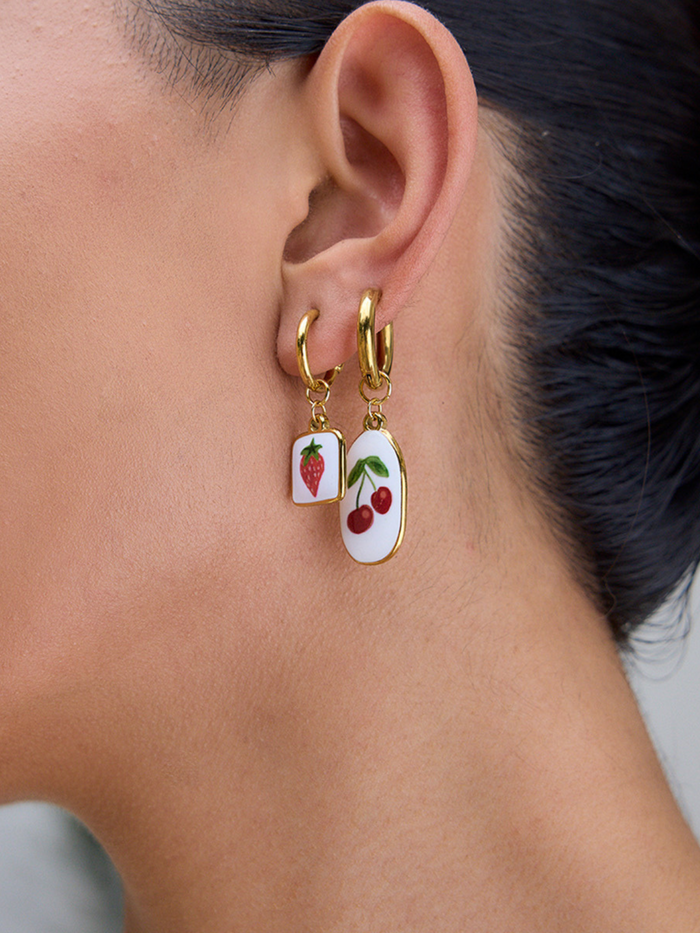 gold fruit earrings strawberry charm earrings cherry earrings colorful enamel earrings playful jewelry cute hoop earrings summer style earrings unique drop earrings vintage-inspired earrings fun accessories EH-036