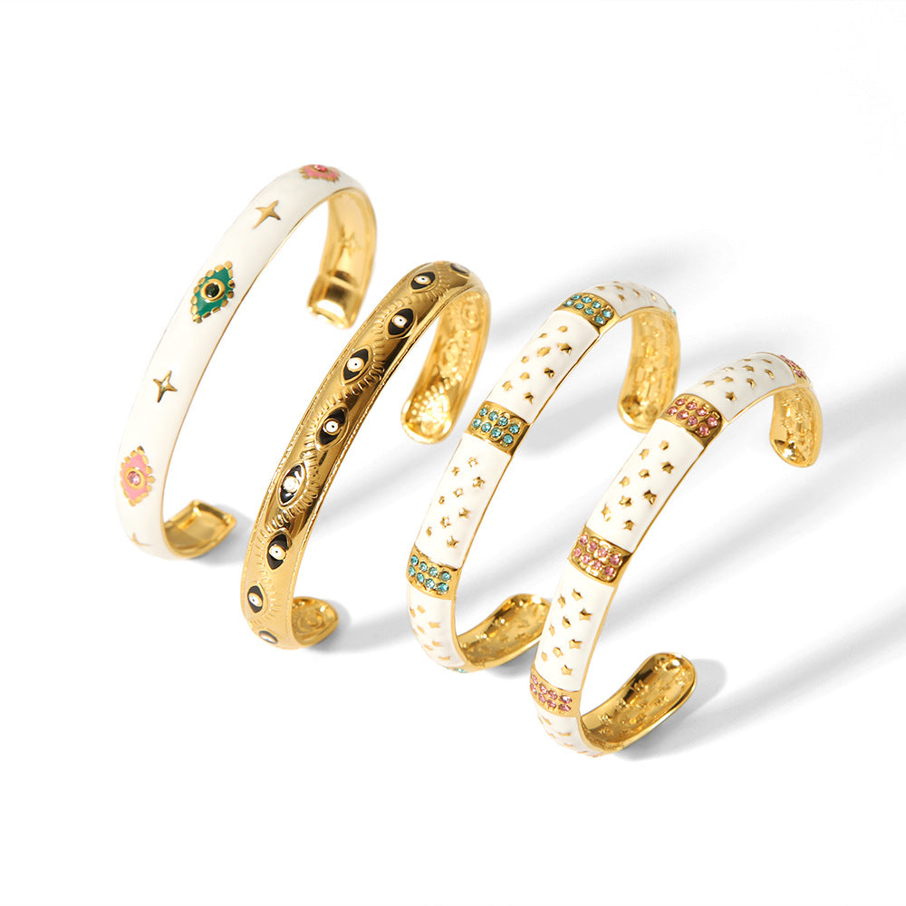 Art-style open bracelets with gold patterns and white decorations SL-051