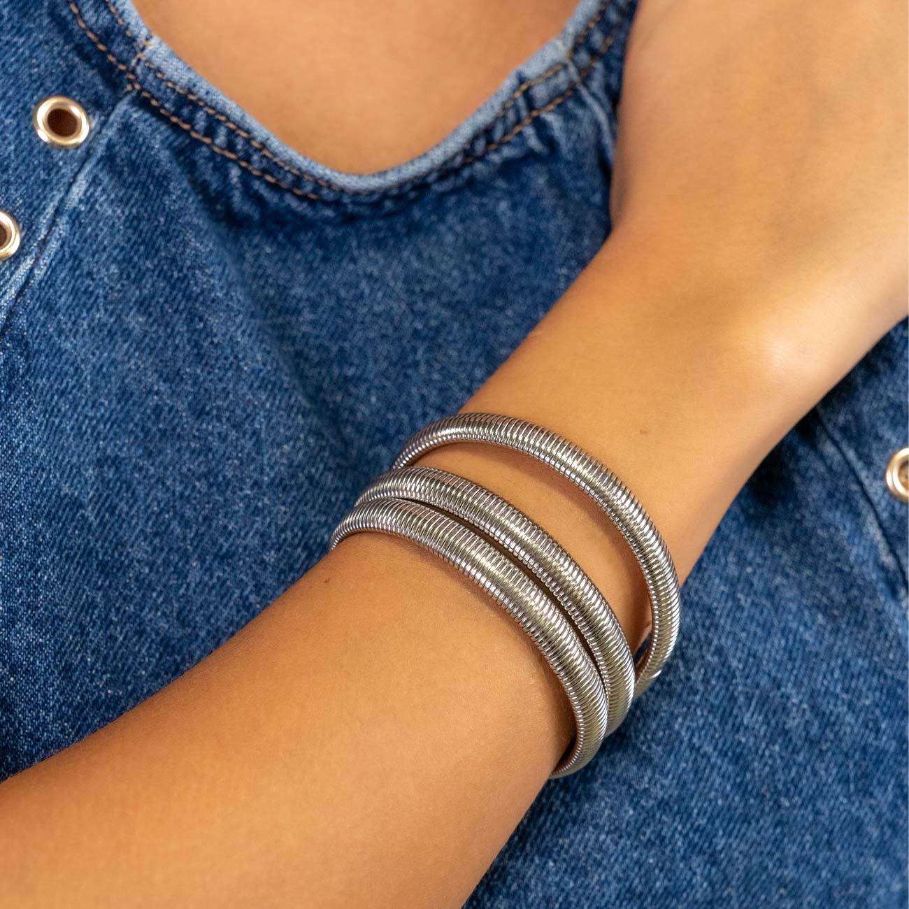 Ribbed open cuff bracelets with silver and gold finishes SL-052