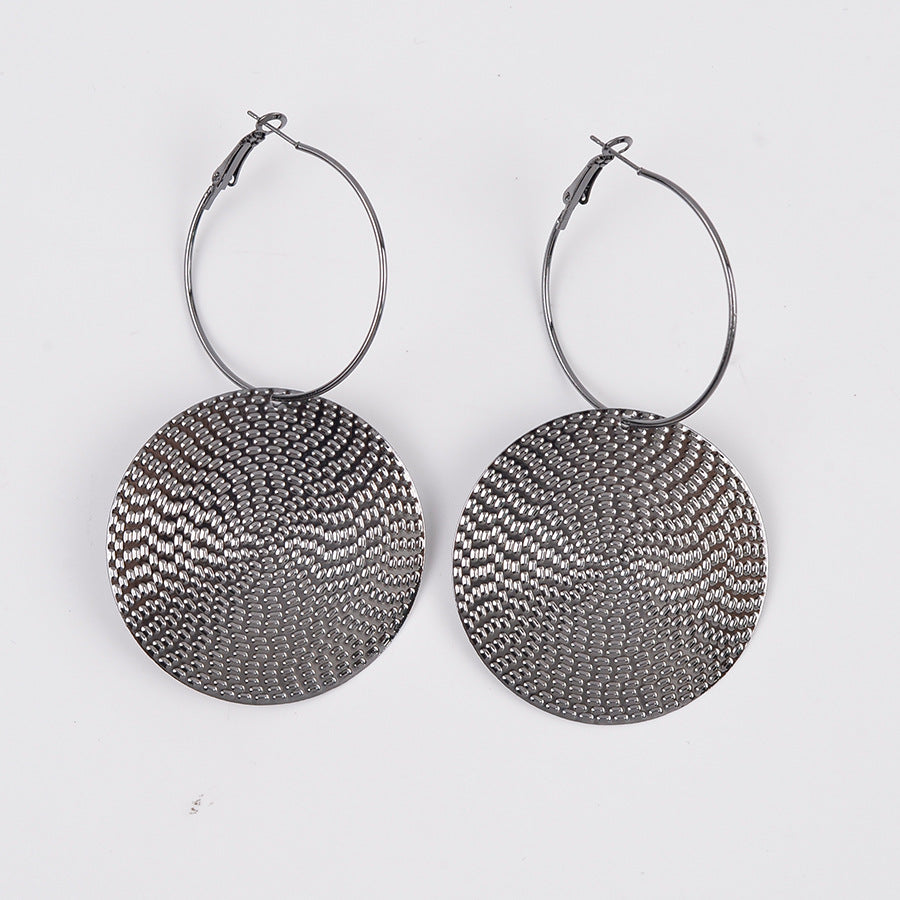 hoop earrings statement jewelry round disc earrings textured metal earrings minimalist fashion daily wear party style lightweight gift EH-063