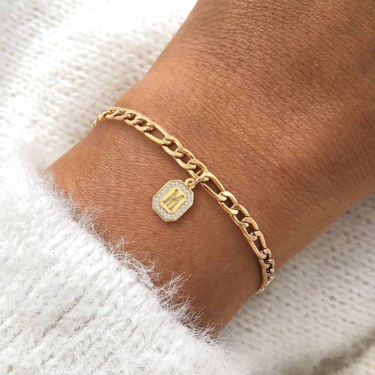 gold initial bracelet personalized letter bracelet dainty chain bracelet custom charm bracelet everyday jewelry adjustable gold bracelet minimalist bracelet gift for her alphabet charm bracelet trendy gold jewelry SL-065