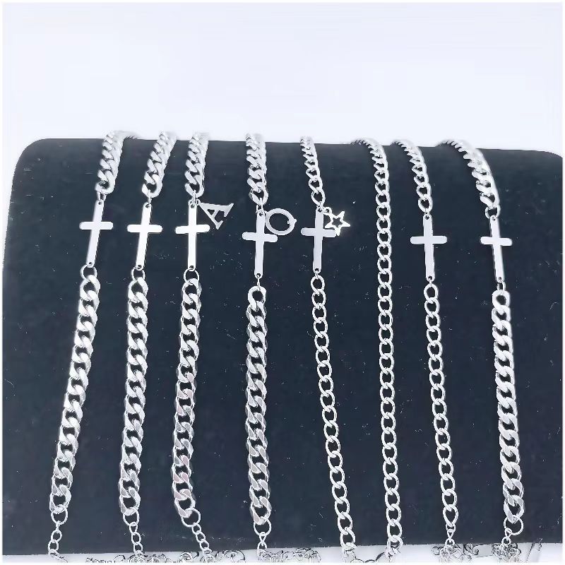 bracelet, initial bracelet, stainless steel, minimalist jewelry, silver chain, personalized, letter charm, daily wear, unisex, gift idea SL-069