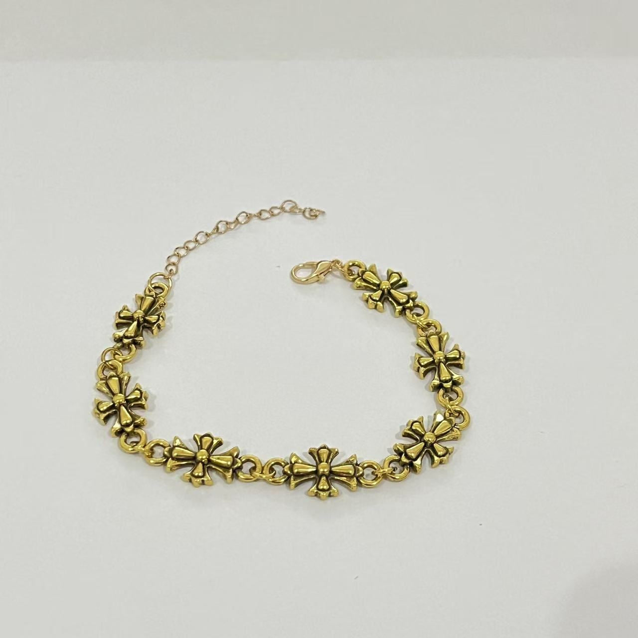 bracelet, gothic style, cross design, vintage metal, punk jewelry, adjustable chain, statement piece, daily wear, stainless steel, edgy SL-075