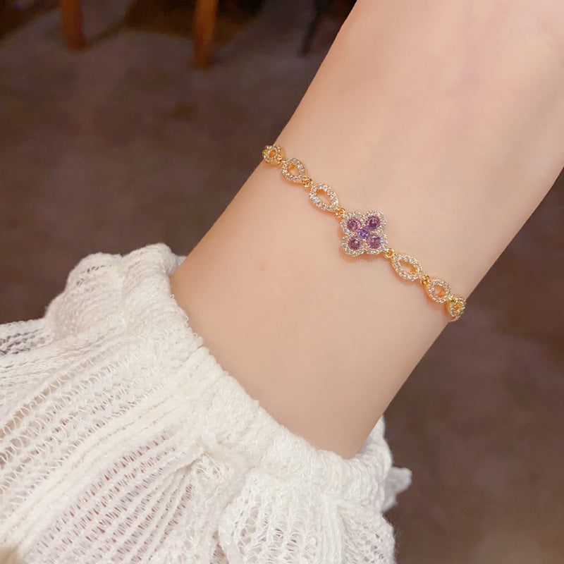 bracelet, four leaf clover, lucky charm, zircon, crystal, minimal, elegant, dainty, gold bracelet, silver bracelet, everyday jewelry, adjustable, gift for her, trendy, chic style SL-084