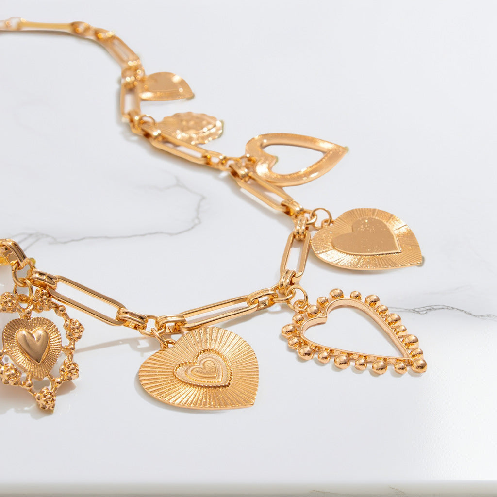 heart pendant necklace, chunky link chain, gold statement necklace, silver heart choker, layered jewelry, bold charm necklace, trendy accessories, everyday glam, romantic style, stainless steel necklace XL-077