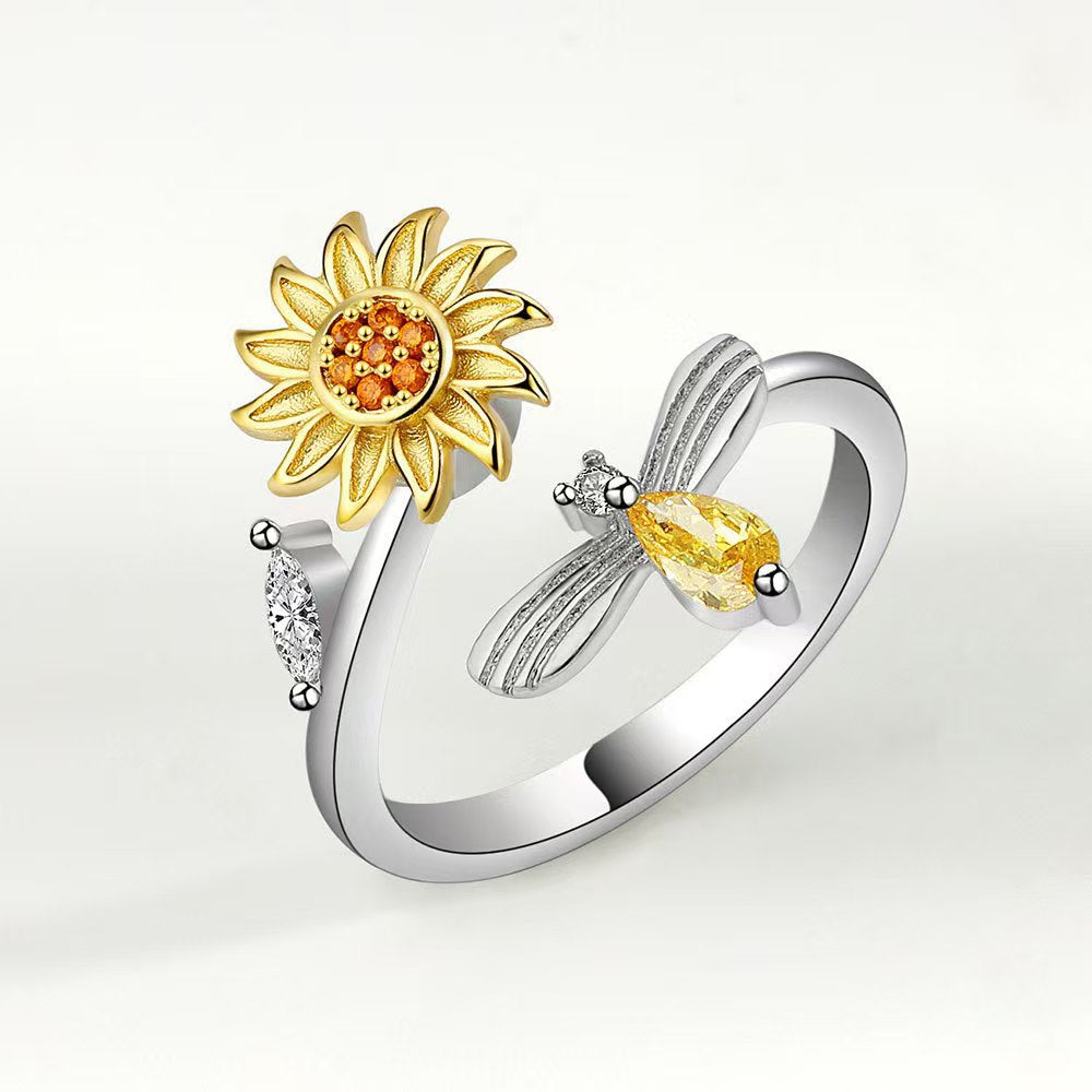 sunflower ring, bee ring, nature jewelry, open adjustable ring, sterling silver ring, gold flower ring, cute animal ring, everyday accessory, garden inspired jewelry, playful design JZ-089