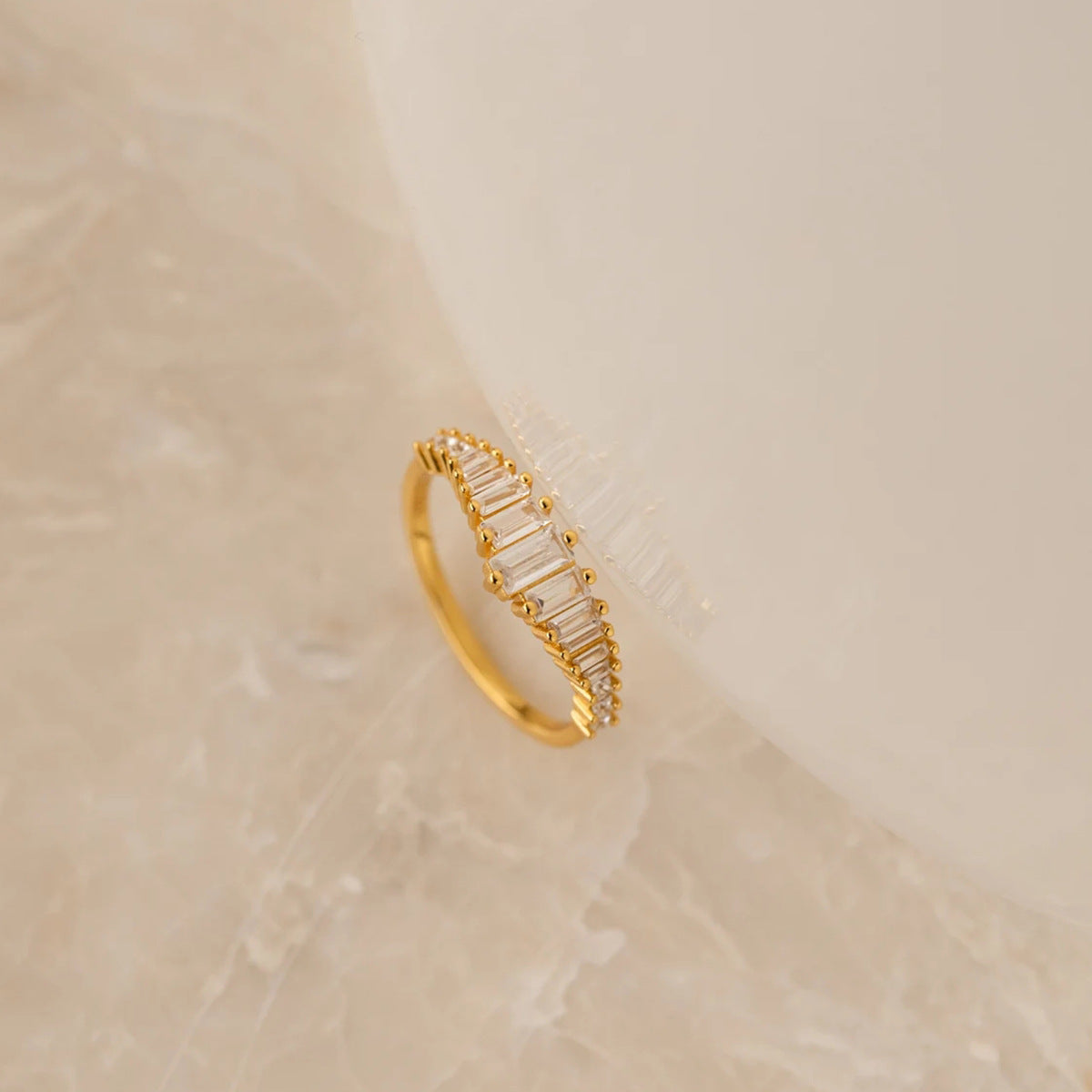 gold baguette ring, minimalist band ring, geometric crystal ring, stacking ring, everyday jewelry, elegant gold ring, baguette cut CZ ring, dainty fashion ring, modern fine jewelry, timeless sparkle JZ-090