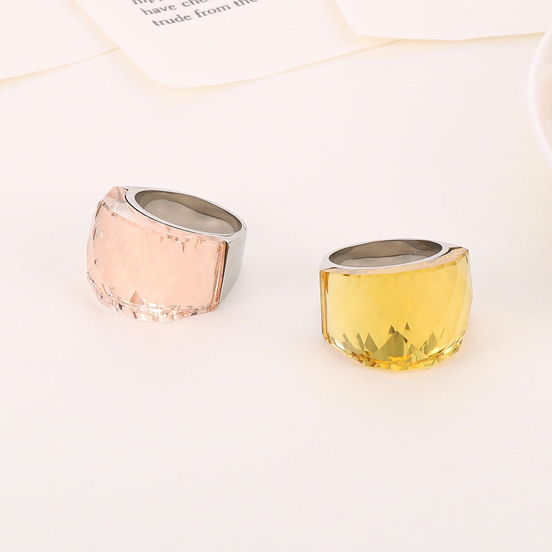 chunky statement ring, colorful crystal ring, bold fashion jewelry, geometric ring, gold tone ring, resin gemstone ring, minimalist statement ring, cocktail party jewelry, artistic jewelry, vibrant everyday accessory JZ-114