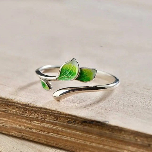 leaf ring, adjustable silver ring, minimalist nature jewelry, enamel leaf ring, boho silver ring, blue green leaf design, daily wear ring, elegant adjustable ring, dainty botanical jewelry, nature inspired accessory JZ-115