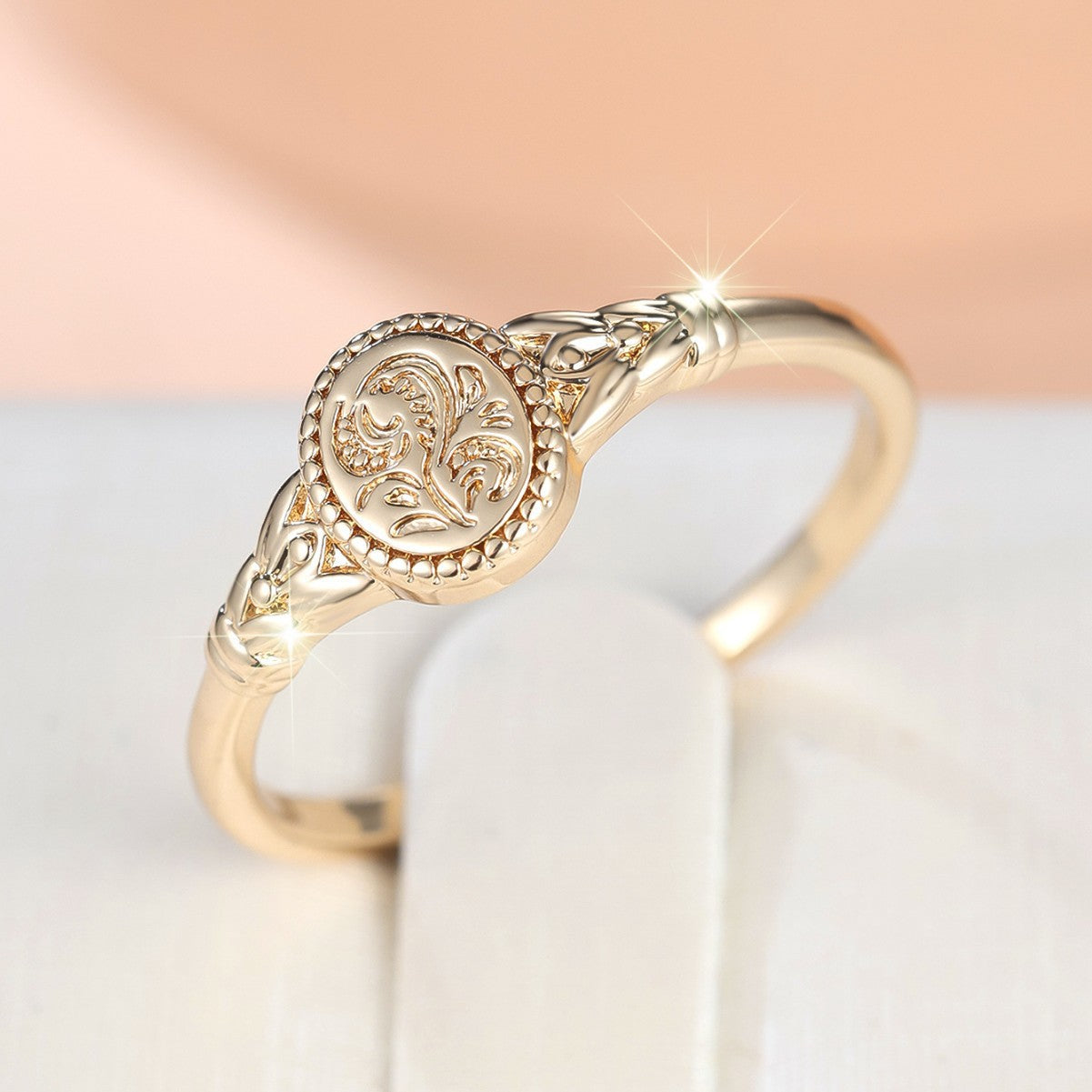vintage gold ring, filigree design ring, dainty engraved ring, minimalist retro jewelry, antique floral ring, everyday wear ring, boho elegant ring, 18K gold plated ring, timeless style jewelry, romantic vintage accessory JZ-116