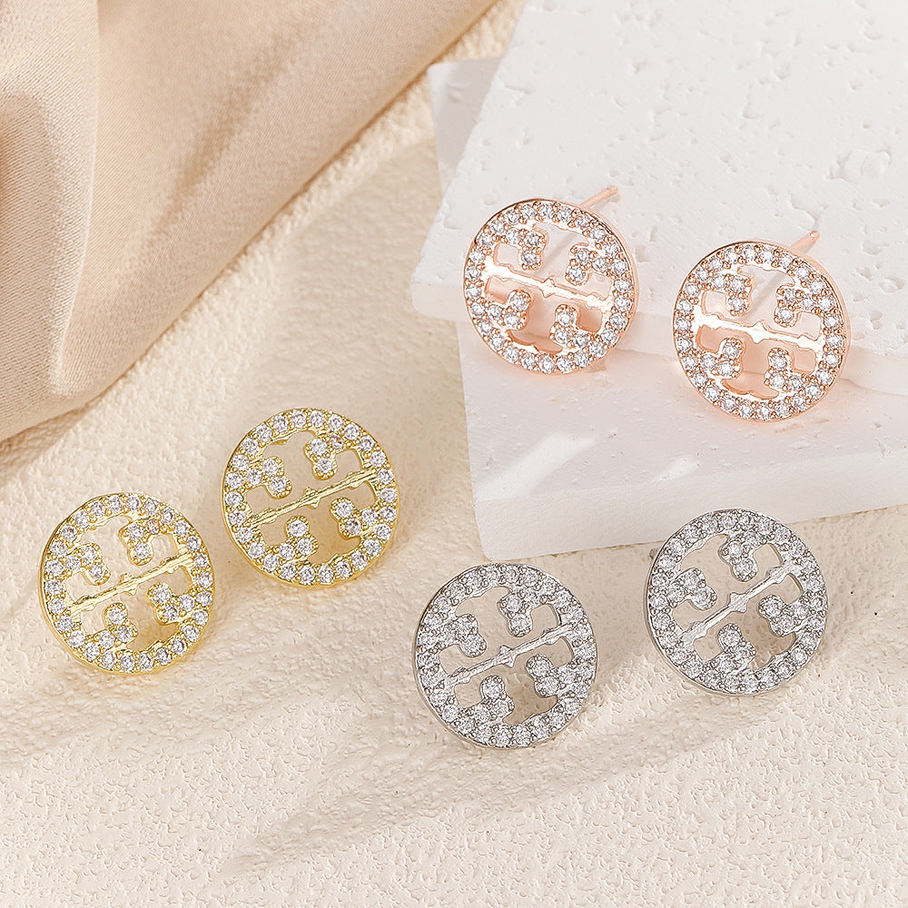 round stud earrings, logo earrings, gold stud, silver stud, crystal earrings, minimalist jewelry, daily wear, classic chic, statement studs, elegant sparkle EH-068