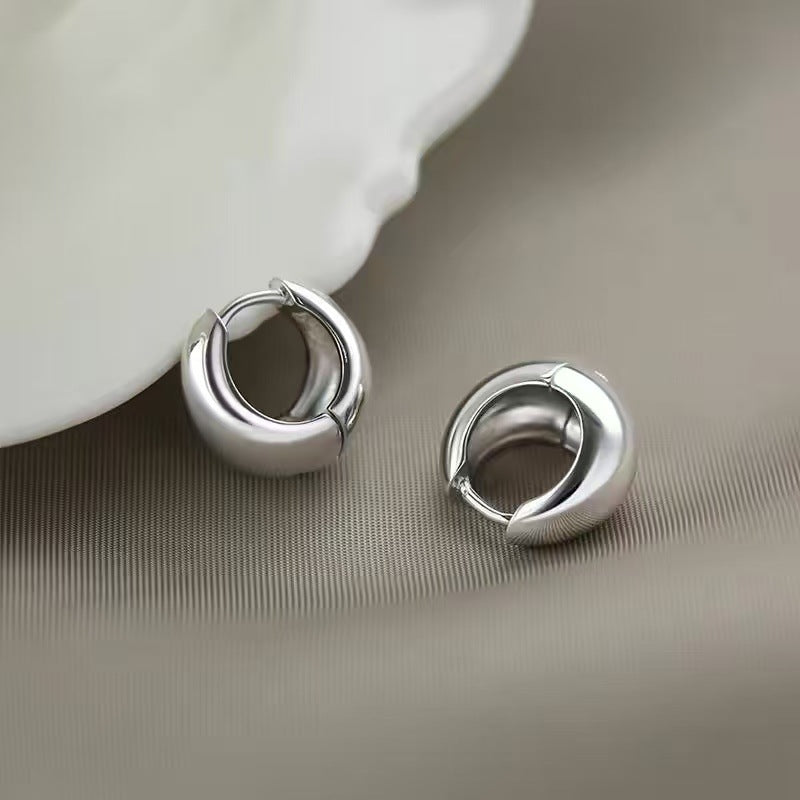 minimalist earrings, chunky hoops, stainless steel jewelry, modern style, gold huggie earrings, silver hoops, water-resistant, daily wear, sleek design, timeless accessory EH-074
