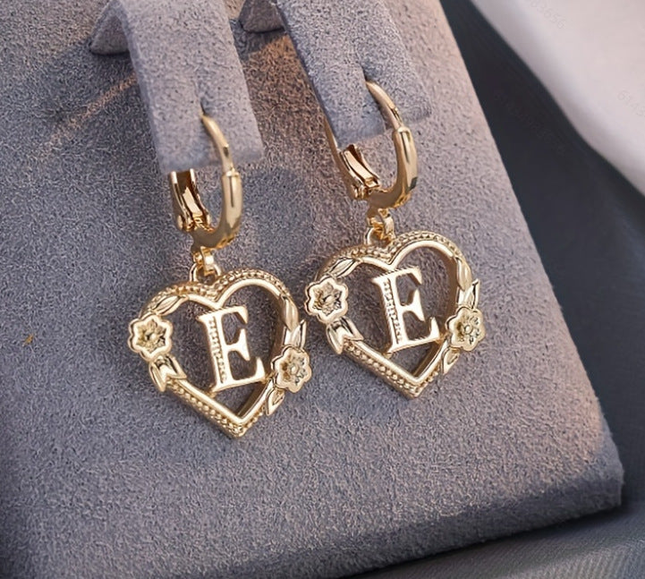 initial earrings, gold heart earrings, letter earrings, personalized jewelry, vintage earrings, romantic style, floral detail, statement hoops, dainty gold earrings, gift for her EH-086