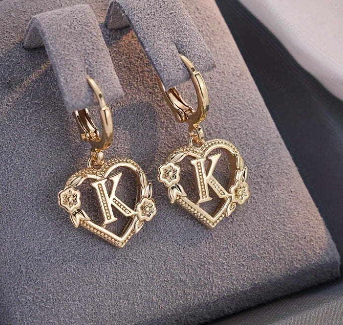 initial earrings, gold heart earrings, letter earrings, personalized jewelry, vintage earrings, romantic style, floral detail, statement hoops, dainty gold earrings, gift for her EH-086