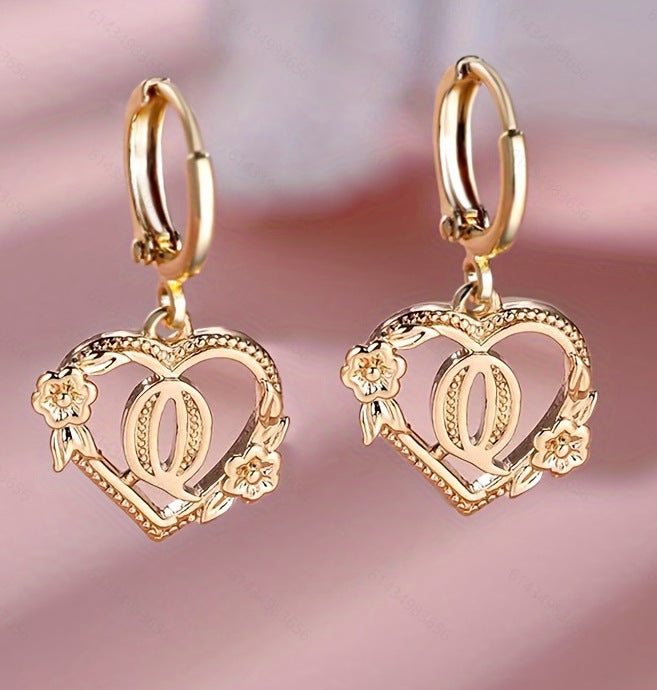 initial earrings, gold heart earrings, letter earrings, personalized jewelry, vintage earrings, romantic style, floral detail, statement hoops, dainty gold earrings, gift for her EH-086