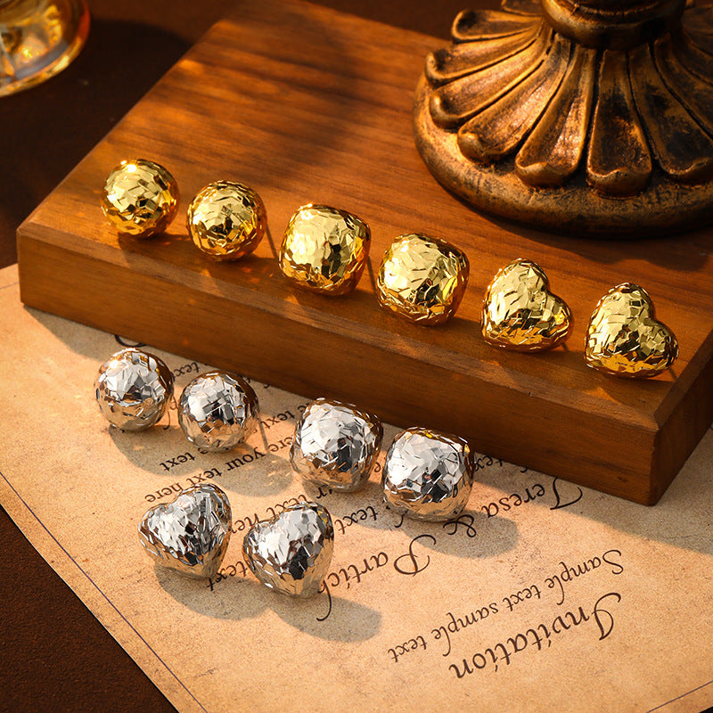 chunky stud earrings, metallic earrings, gold silver earrings, hammered texture, geometric earrings, minimalist jewelry, statement studs, modern style, daily wear earrings, bold accessories EH-088