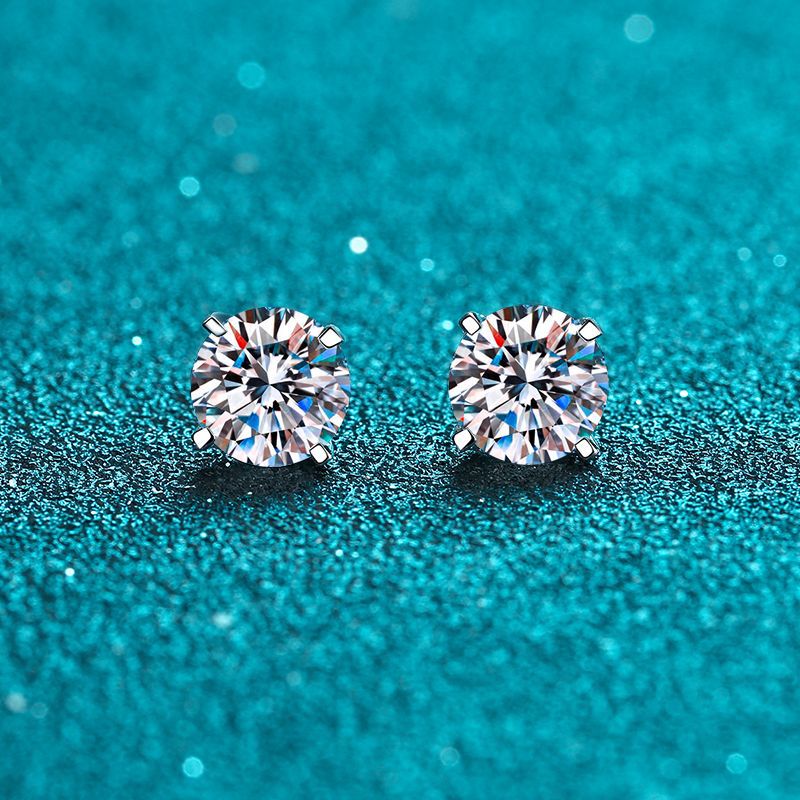 stud earrings, minimalist earrings, crystal stud, diamond look earrings, silver earrings, everyday jewelry, classic earrings, timeless design, cubic zirconia studs, elegant accessories EH-067
