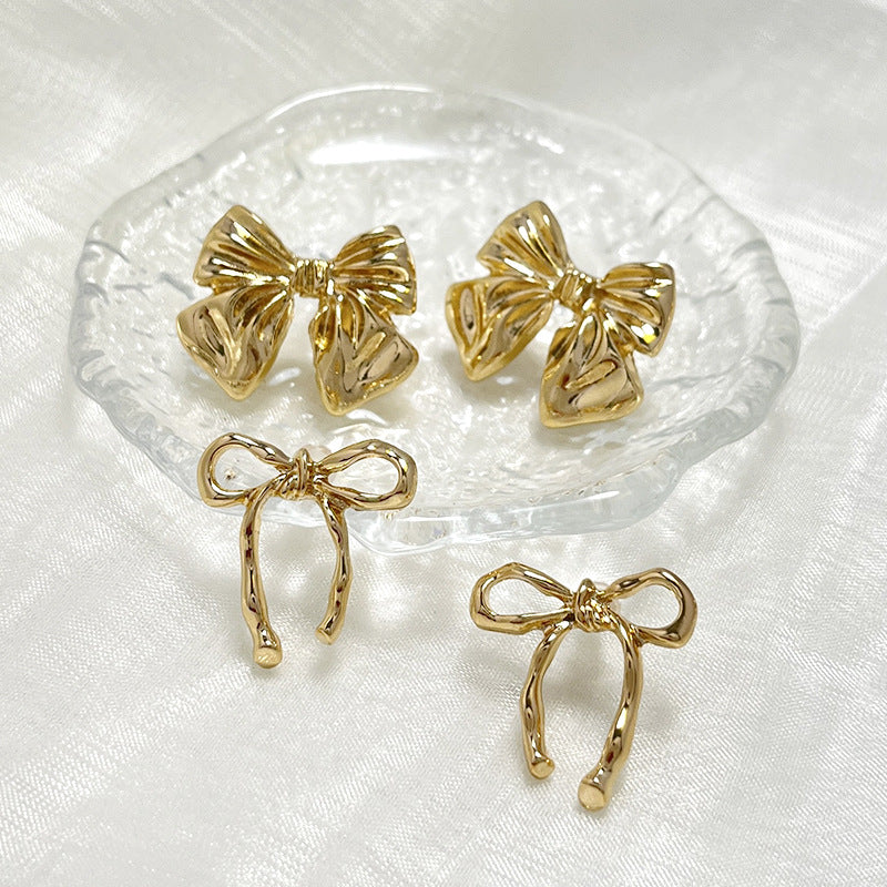 bow earrings, ribbon earrings, minimalist earrings, dainty jewelry, gold earrings, silver earrings, feminine accessories, chic earrings, everyday jewelry, elegant studs, cute bow jewelry EH-098