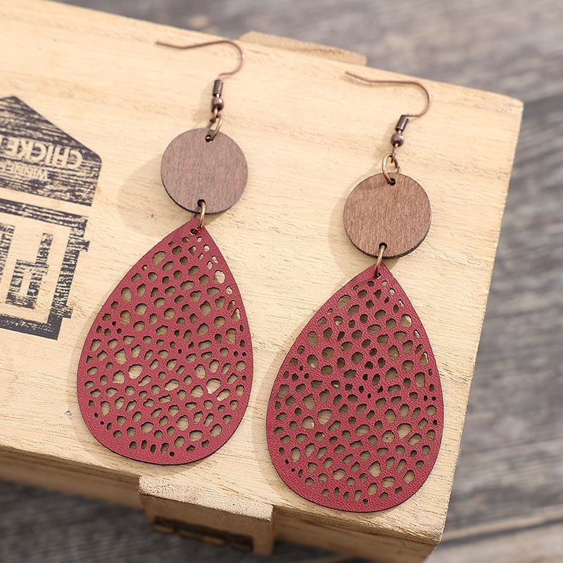 wood earrings, boho earrings, teardrop earrings, hollow design earrings, lightweight earrings, vintage style jewelry, natural earrings, everyday accessories, rustic earrings, statement earrings EH-103