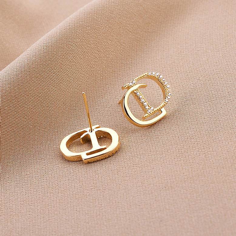 gold stud earrings, letter earrings, designer-inspired, minimalist jewelry, crystal earrings, statement studs, luxury gold earrings, everyday chic, stainless steel earrings, elegant accessories EH-111