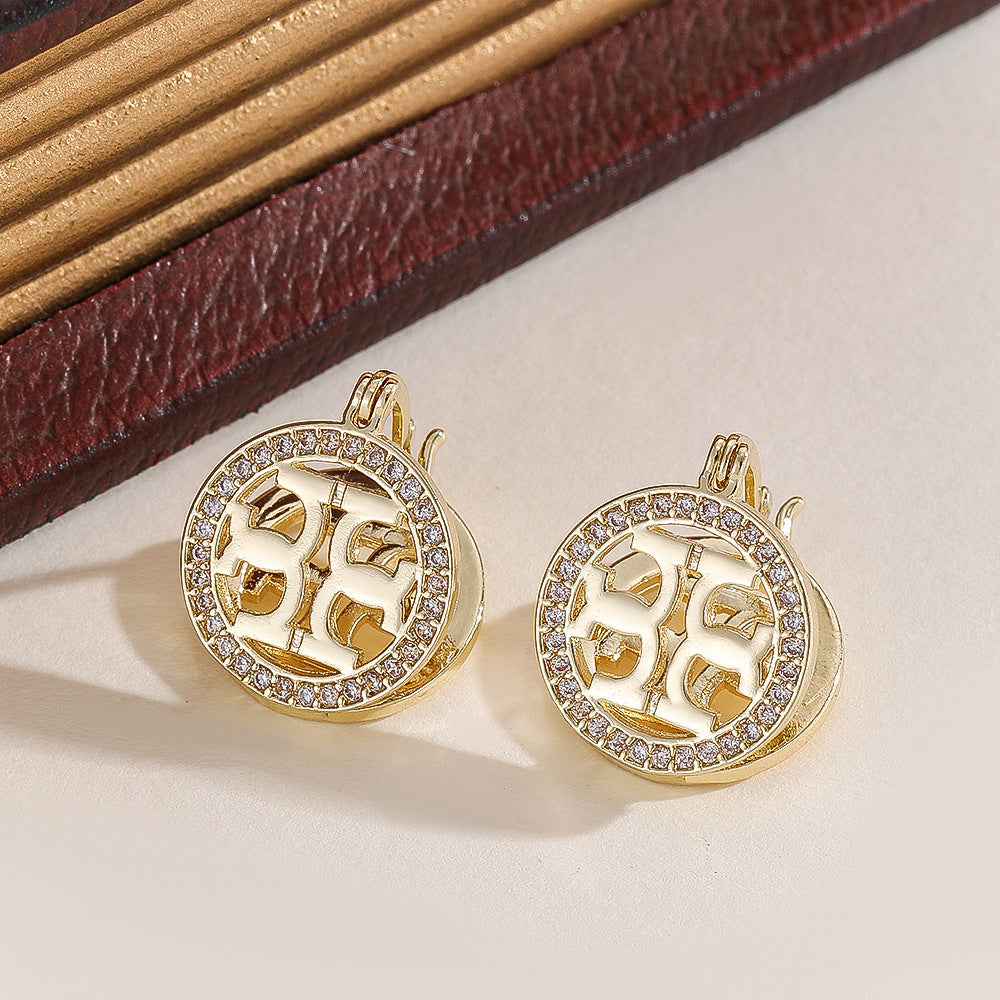 geometric earrings, round statement earrings, luxury design, gold earrings, silver earrings, crystal border, minimalist glam, everyday chic, stainless steel jewelry, elegant fashion accessory EH-125