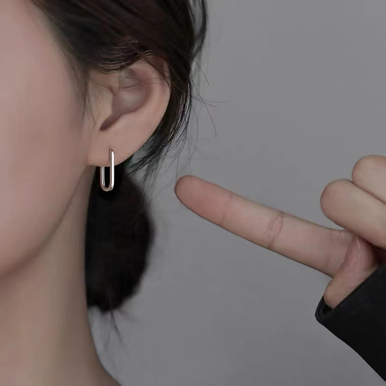 minimalist hoop earrings, 925 sterling silver, gold oval hoops, sleek design, timeless jewelry, everyday earrings, hypoallergenic, modern classic, lightweight hoops, unisex style EH-126