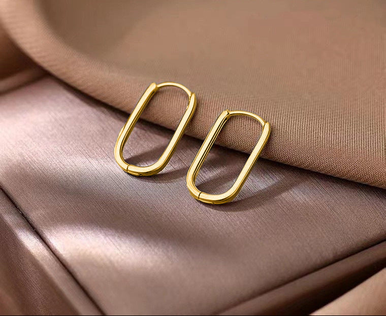 minimalist hoop earrings, 925 sterling silver, gold oval hoops, sleek design, timeless jewelry, everyday earrings, hypoallergenic, modern classic, lightweight hoops, unisex style EH-126