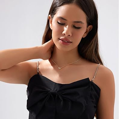 Diamond Pendant Gold Necklace for Women，Dainty 18k Gold Plated Choker Necklaces Simple Gold Jewelry Gifts for Women Girls XL-091