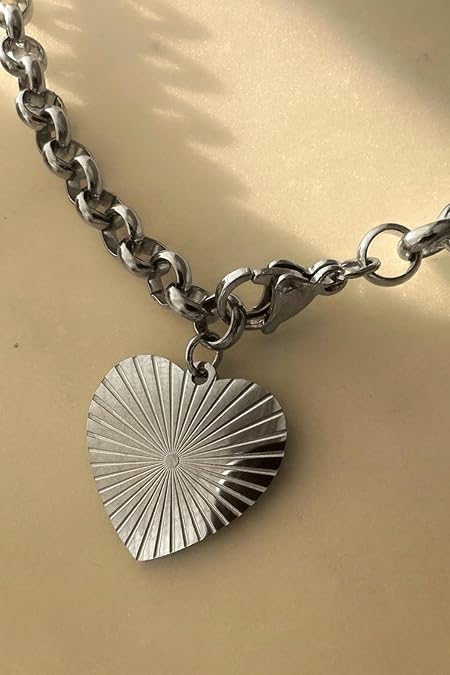 Gold Heart Necklace for Women, Chunky Chain Pendant Statement Y Necklaces Dainty Trendy Adjustable Non Tarnish Waterproof Stainless Steel Necklace Gift XL-102