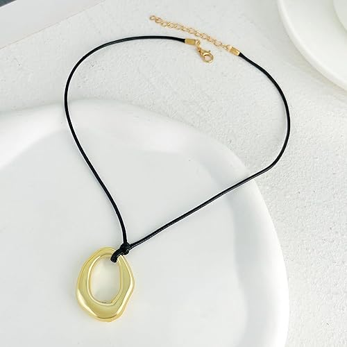 Statement Modern Geometric Hollow Square Pendant Rope Chain Necklace for Women Bold Fashion Layering Collarbone Jewelry Party Wear Accessory XL-107
