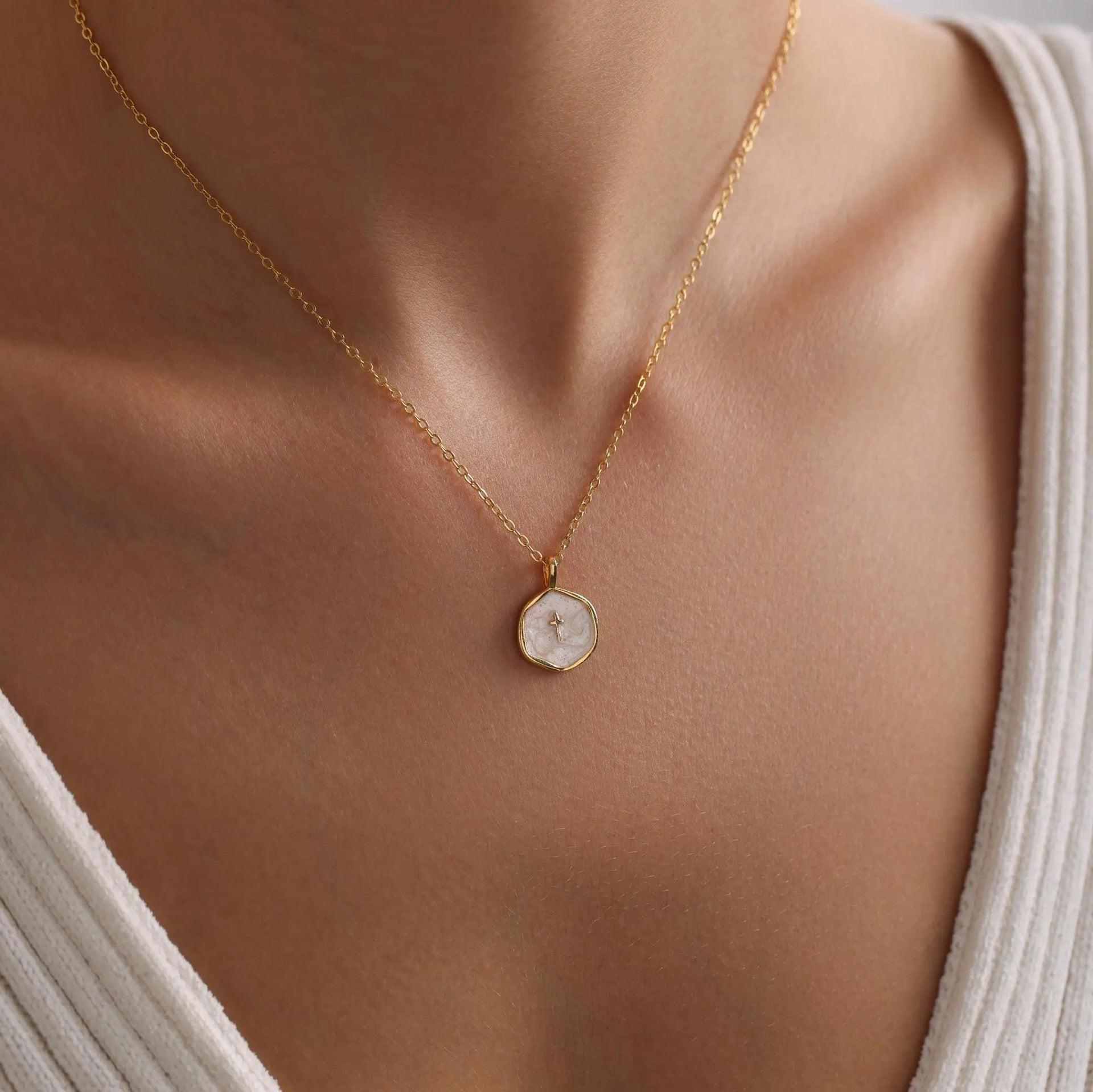 Color Enamel Drip Cross Necklace for Women Minimalist, Niche, Versatile Collarbone Chain XL-110