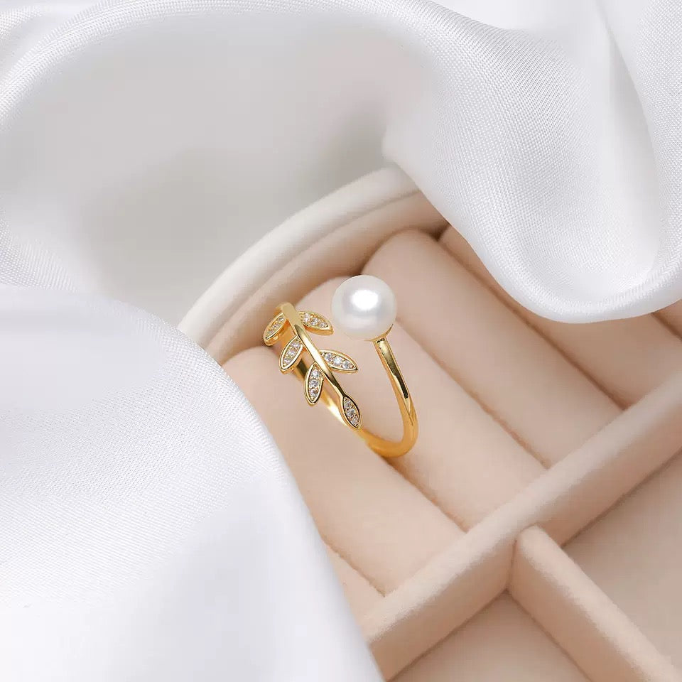 Freshwater Pearl Ring: Fashionable, Unique, Minimalist Leaf-Shaped Adjustable Band Ring JZ-125