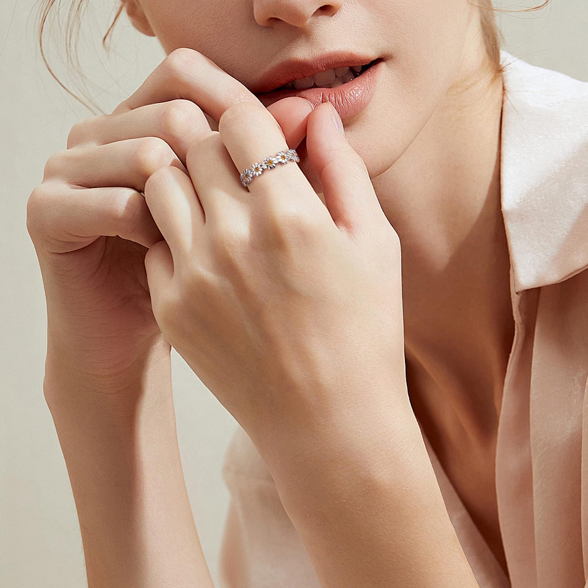 925 Sterling Silver Ring 18K Gold Plated Daisy Flower Ring Paved with Coloful Cubic Zirconia High Polished Comfort Fit Sunflower Stacking Statement Wedding Band Ring for Women JZ-027