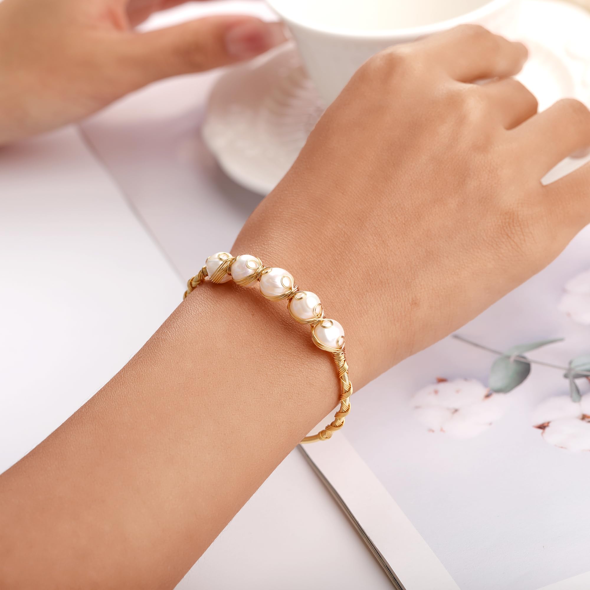 Pearls Bracelets for Women, Natural Freshwater Pearls Bracelets Jewelry Bangle, Lucky Jewelry for Mom Lover Her (14K Gold Plated) SL-013