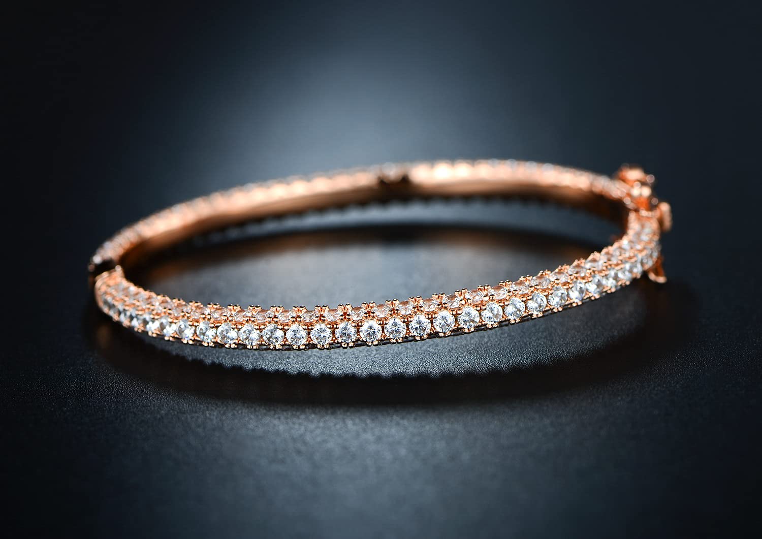 18K Gold Plated Crystal Bling Eternity Bangle Bracelet SL-031