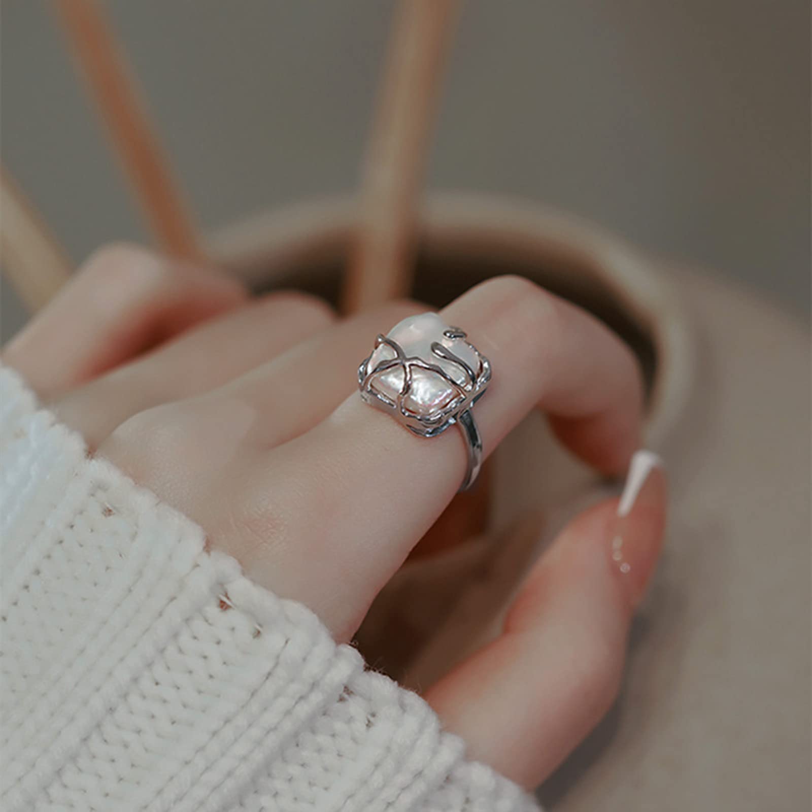 Irregular Pearl Ladies Silver Ring, Baroque Pearl Ring 925 Sterling Silver Ring, Fashion Statement Ring Suitable for Woman Daily Birthday Anniversary Valentine's Day Gift JZ-025